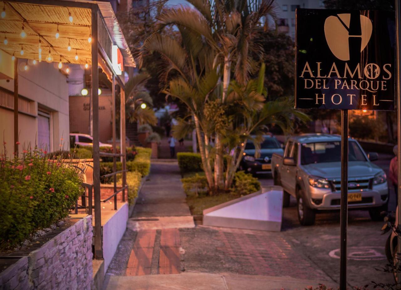 Hotel Alamos Del Parque Pereira Kültér fotó